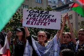 Palestinian community in Chile demonstrates against Israel's att